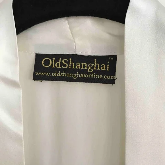 KIM+ONO formerly Old Shanghai Silk Kimono Robe in White/Peacock/Short/ FS